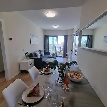 New 3 Bed Family In Mijas 아파트